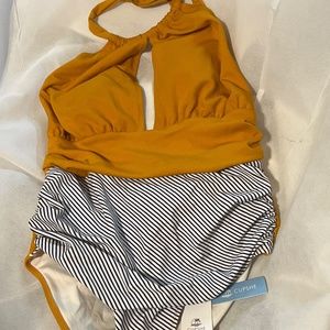 1 piece bathing suit